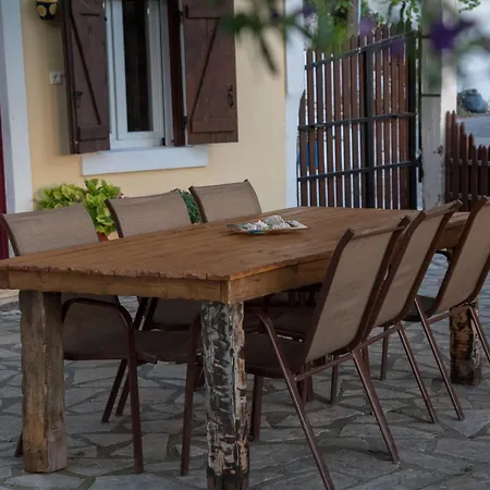 Case de vacanță Metaxas House *