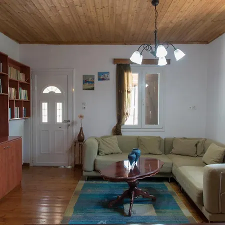 Holiday home Metaxas House *