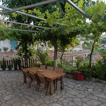 Metaxas House 度假居